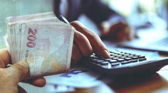 En düşük emekli maaşı 20 bin TL oldu