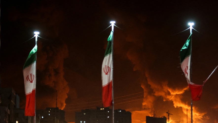 ABD ve İsrail’den İran’a eş zamanlı saldırı Tahran’da peş peşe patlamalar