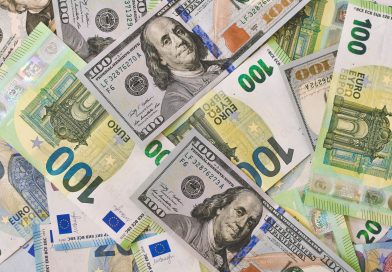 PMI verisi sonrası euro, ABD doları karşısında 2 yılın en düşük seviyesine indi